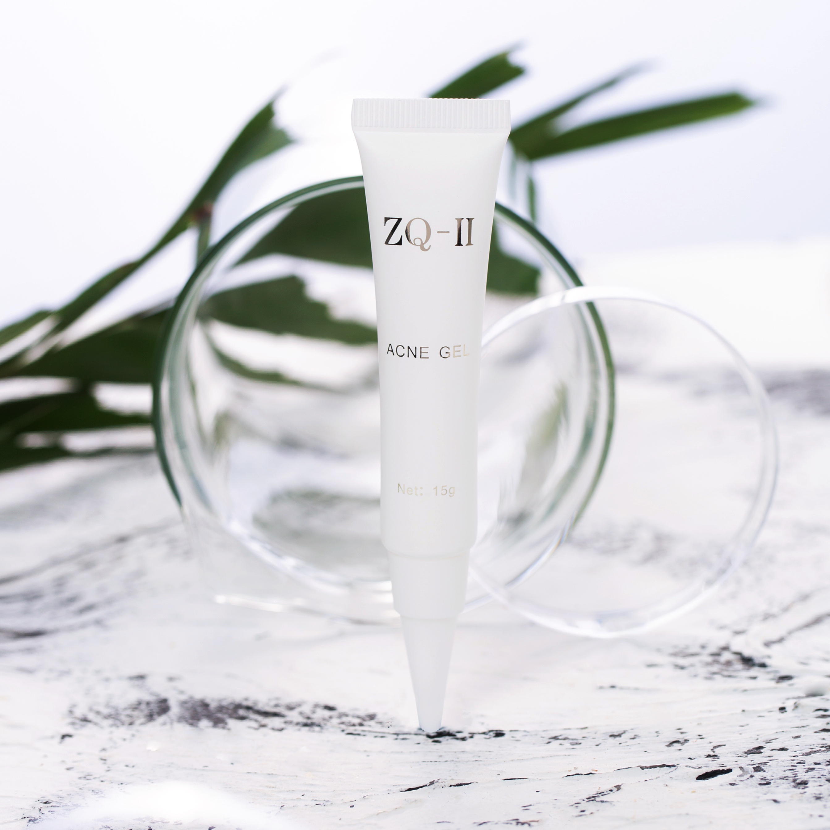 Značky a jizvy akné: Znáte rozdíl a sledujte depresivní jizvy